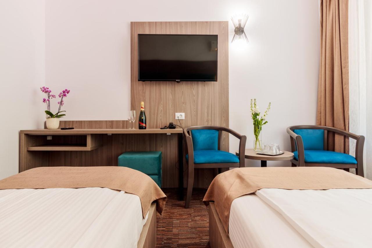 Hotel Orizont Келіменешті Екстер'єр фото
