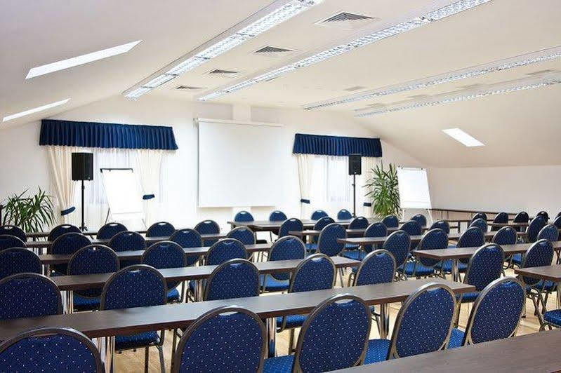 Hotel Orizont Келіменешті Екстер'єр фото